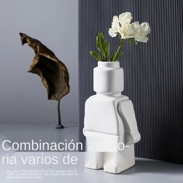 Nordic Style Resin Robot Vase Indoor Flower Pot Modern Home Interior Decoration White Goods Office Desk 240131