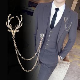 Brooches Men's Elegant Lapel Pin Badge With Chains Deer Brooch For Suit Tuxedo