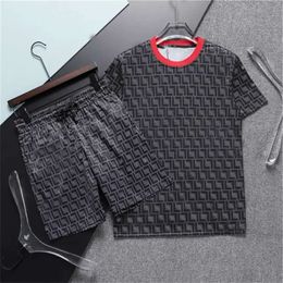 New Free Delivery Summer Mens Designers Tracksuits Jogging Suit Men Tracksuit Pullover Running Sweatshirt Man Short Sleeve Pants Fashion 528