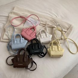 Designer Children's Handbag for Girl Messenger Bag Square Kids Purses and Handbags Mini Crossbody Coin Pouch Girls 240129