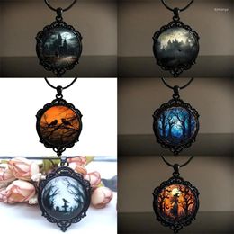 Pendant Necklaces 2024 Gothic Vintage Quartz Crystal Necklace Vampire Embossed Witch Jewellery For Women Party With Accessories