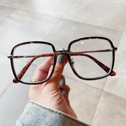 Sunglasses Frames Vintage Retro Style Man Glasses TR90 Material Blue Light Blocking Women's Eyeglasses High Quality Decorative Glass