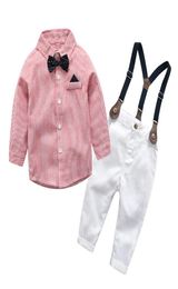 Abbigliamento per bambini 2019 Autunno Ragazzi Vestiti Camicia Pantaloni bianchi 2 pezzi Outfit Abbigliamento per bambini Ragazzo Completo per set di abbigliamento per bambini7775524