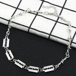 Pendant Necklaces Small Blade Unisex Choker Necklace Women Hip-hop Gothic 5 Blades Combinations Punk Style Barbed Chain Gifts