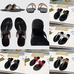 Designer woman Slippers men slipper High Quality Slip Ons With Classic Flat Thong Slippers Gear bottoms Flip Flops women luxury sandals fashion causal flip flop size