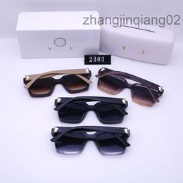 Designer Versage Sunglasses Cycle Luxury Fashion Sports Polarize Sunglass Men Woman Summer Vintage Driving Beach Baseball Travel School Black Brown Sun Glasses