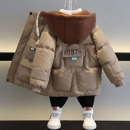 Childrens Park Boys Winter Warm Coat Youth Fashion Thick Hooded Jacket Childrens Winter Outdoor Coat Baby Park New 240210