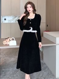 Fashion Classic Velvet 2 Pieces Outfits Suits Women Ladies Sweet Square Collar Short Tops Coat Jacket And ALine Midi Skirt Set 240122