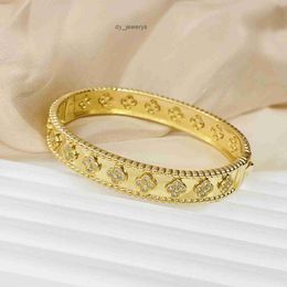 Van Clover bracelet sweet clover bracelet designer women 18k gold plated all crystal diamond kaleidoscope bracelet cuff bracelet valentines day party wholesale