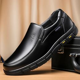 High Quality Leather Men Casual Shoes Italian Luxury Brand Mens Loafers Breathable Formal Dress Slipon Driving 240202