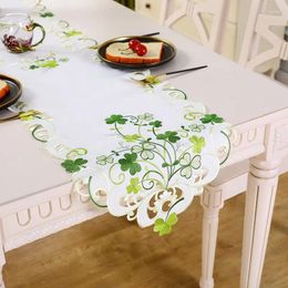 Table Mats Tablecloth Embroidered Hollow Runners Flag Home Dining Mat Decoration For