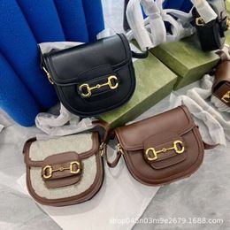 2023 New Mini Half Round Shoulder Women's Saddle Fashion Versatile Crossbody Mobile Phone Bag 75% factory direct sales