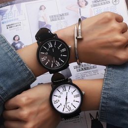 1pcs Romantic Big Dial Watch Leather Band Fashion Cute Wristwatch Women Men Clock Quartz Watches Gifts 240202