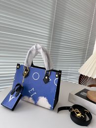 Top Luxury Designer Toth Bag Floral Leather Handbag Shoulder Crossbody Bag Women's Tote Shopping Bag Paired With A Small Coin Purse 22CM