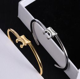 Klasik Tasarımcı Altın Gümüş Kaplama Bileklik Bileklik Ins Style Bilek Bant Kuff Bilezikler Düğün Aşıkları Hediye Kadın Moda Takı