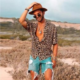 Mens Casual Tshirt Leopard Print 2019 New Summer Casual Style Male Shirt Plus Size Asian Size S-3XL