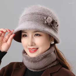 Berets Warm Hair Hat Elderly Mother Autumn And Winter Women Bib Two-piece Set Simple Fashion Temperament Basin