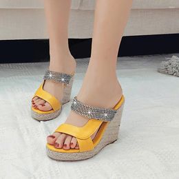 Slippers YQBTDL Fashion Crystal Belt Platform Ladies Sandals Summer 2024 Peep Toe Wedge High Heels Party White Blue Red Mules Shoes Woman