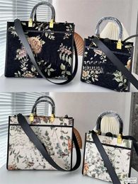 handbag Womens tote Bag Designer Shoulder Bag luxury Totes Embroidery flower genuine leather handbags Crossbody bags travel bags