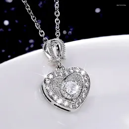 Pendant Necklaces Huitan Luxury Heart Necklace For Women With Crown Design Delicate Bridal Wedding Engagement Party Accessories Trendy