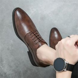 Dress Shoes 38-46 Elegant Mens Boots Red Men Black Man Sneakers Sport Besket Top Comfort Technology