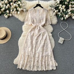 Party Dresses Women Summer Fashion Runway Midi Dress V-Neck Short Sleeve Flower Embroidery Ladies Slim A-Line Lace Vestidos T8220