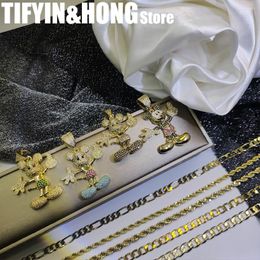 Pendants Hip Hop Rock Cartoon Pendant Gold Inlaid Colourful Diamond Mouse Necklace High Quality Holiday Gift