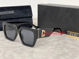 Top-Luxus-polarisierte Sonnenbrille mit Polaroid-Linse, Sonnenbrille für Männer und Frauen, Sommer-04W-Stil, Anti-Ultraviolett, Retro-Platte, Vollformat, modische Brille, zufällige Box
