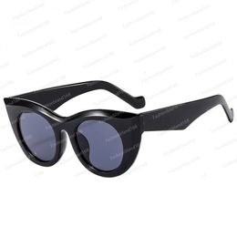 Designer Sunglasses for women Outdoor Shades Fashion Classic Lady Top Sunglasses Luxury Eyewear Mix Colour Optional Triangular With box