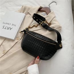 Chain Waist Bag Women Leather Fanny pack Luxury Brand Crossbody Chest pack Mini Waist Belt Bags Fashion Girl Phone Pack Purse 240130