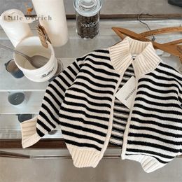 生まれた女の男の子縞模様のジャケット幼児幼児の子供長袖編みカーディガンカジュアルジッパーセーターベビー服-2Y 240129