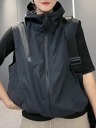 Casual Hooded Black Vests Women Stylish Loose Sleeveless Zipper Waistcoats Female Korean Fashion Drawstring Pockets Thin Coats 240123