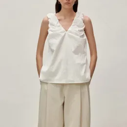 Women's Blouses Kuzuwata Japanese Modern V-neck Tank Top Loose Slim Sleeveless Blouse Women 2024 Summer Shirring Short Vintage Blusa
