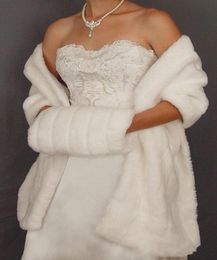 2019 New Winter In Stock White Ivory Faux Fur Jacket Wedding Bridal Wraps Warmer Women Shawl Capes With Muffs Accessories 9698365