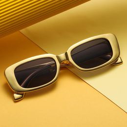 Vintage Luxurious Gold Sun Glasses Small Rectangle Reflective Gold Plating Eyewear Shades for Women Square Golden Sunglasses 240125