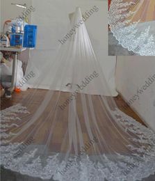 Cathedral Length Bridal Veils 3 Meter Wide 4 Meter Long With Sequins Lace Applique Comb White Ivory Tulle Wedding Dresses V6838399