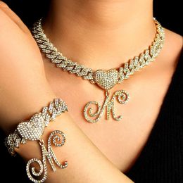 Fashion AZ Initial Cursive Letter Pendant Cuban Necklace for Women Iced Out Link Chain Set Hip Hop Jewelry 240202