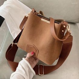 Evening Bags Vintage Scrub Leather Bucket For Women 2024 Trend Designer Crossbody Shoulder Handbags Women's Wide Belt Bag