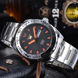 Wristwatches Fashion Watch For Men Sport 3Bar Waterproof Luminous Auto Date Dial Stainless Steel Band Men's Calendar