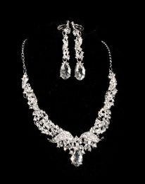 Romantic Alloy Diamond Bridal Necklace Earrings Jewelry Two Pieces Of Bridal Ornaments 2018 Bridal Rhinestone Accessories Necklace3050258