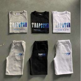 2024 Mens Trapstar T Shirt Set Letter Embroidered Tracksuit Short Sleeve Plush Shorts Motion current 3921ess
