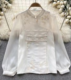 Women's Blouses Chinese Vintage Embroidery Style Improved Version Shirt 2024 Fashion Blouse Retro Jacquard Versatile Bubble Sleeve T