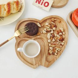 Plates Wooden Tray Heart-shaped Cheese Board Salad Cake Plate Decoration For Candies Valentine's Day