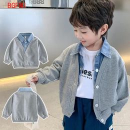 Roupas infantis para menino casaco primavera outono jaqueta denim gola retalhos top falso duas camisas crianças outerwear 2-9 y 240202