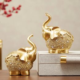 Gold Resin Charms Animal Figurine Home Decoration Sculpture Elephant Model Living Room Decor Modern Office Desk Fengshui 240123