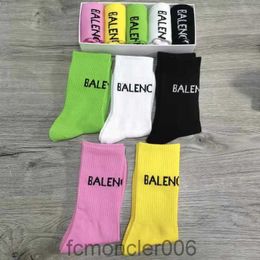 Gift Box Socks Designer Colour Letter Men Women Cotton Skateboard Street Casual Sock 26GD