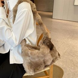 Waist Bags Fur Bag Women's Winter 2024 Fashion Large Capacity Shoulder Soft Plush Hand-Carrying Crossbody