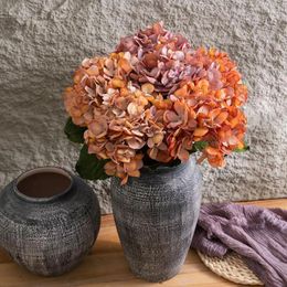 Decorative Flowers Artificial Realistic Simulated Hydrangea For Home Decor Weddings Fade-resistant Flower