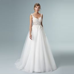 Suknie ślubne sukni księżniczki Royal Ball 2024 Długie rękawy Arabski Dubaj Dubai Suknie ślubne z koronkowymi aplikacjami Plasy Białe szatę de Mariee s