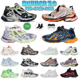 2024 New Runner 70 Wanderschuh Paris Sender Mode Trainer Schwarz weiß rosa gelbblau rote Trend Designer Leichte Graffiti Schwarz weiß Jogging 7s Sports Sneaker